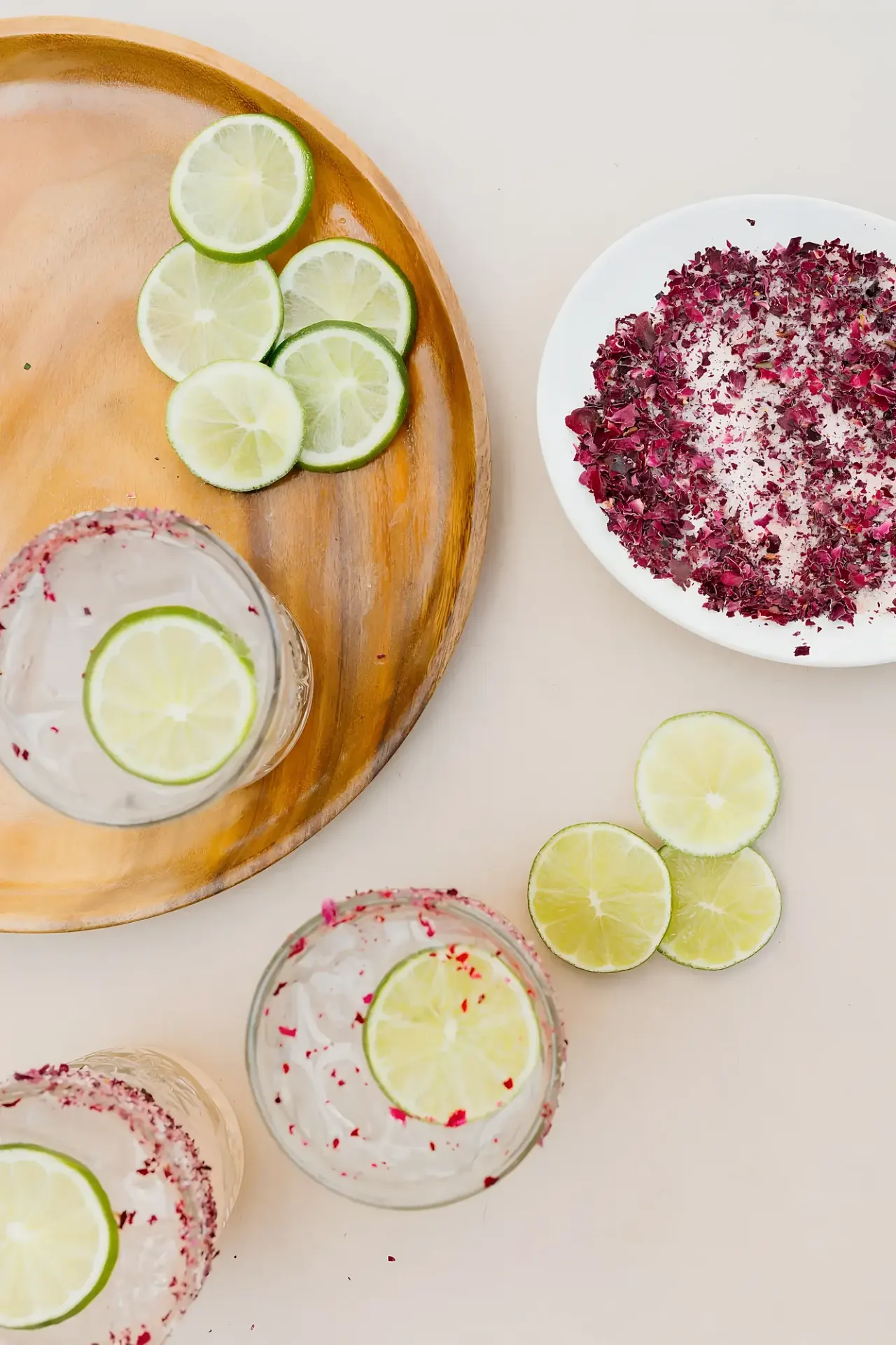 Rose-rim margaritas with lime
